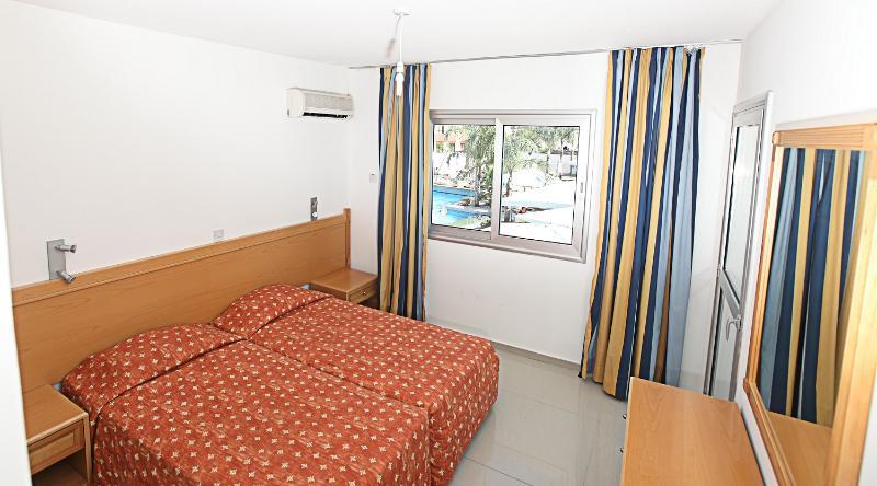 Tsokkos Holidays 3* Agia Napa